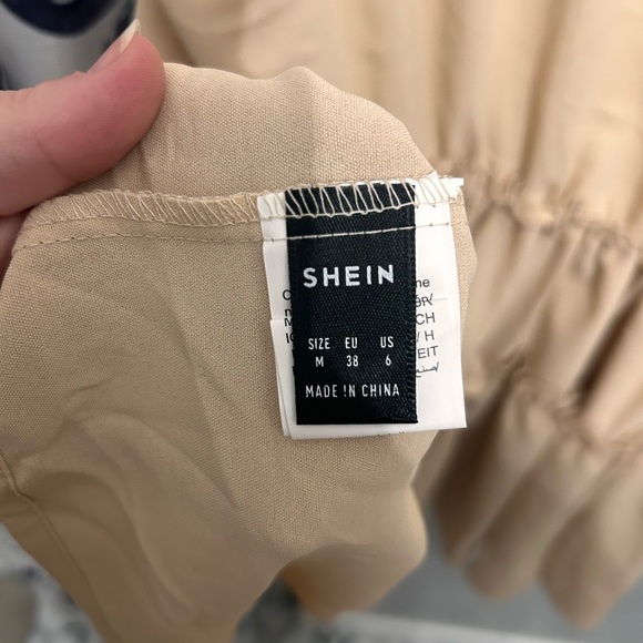 Shein Ruffled Top - Picture 3 of 3